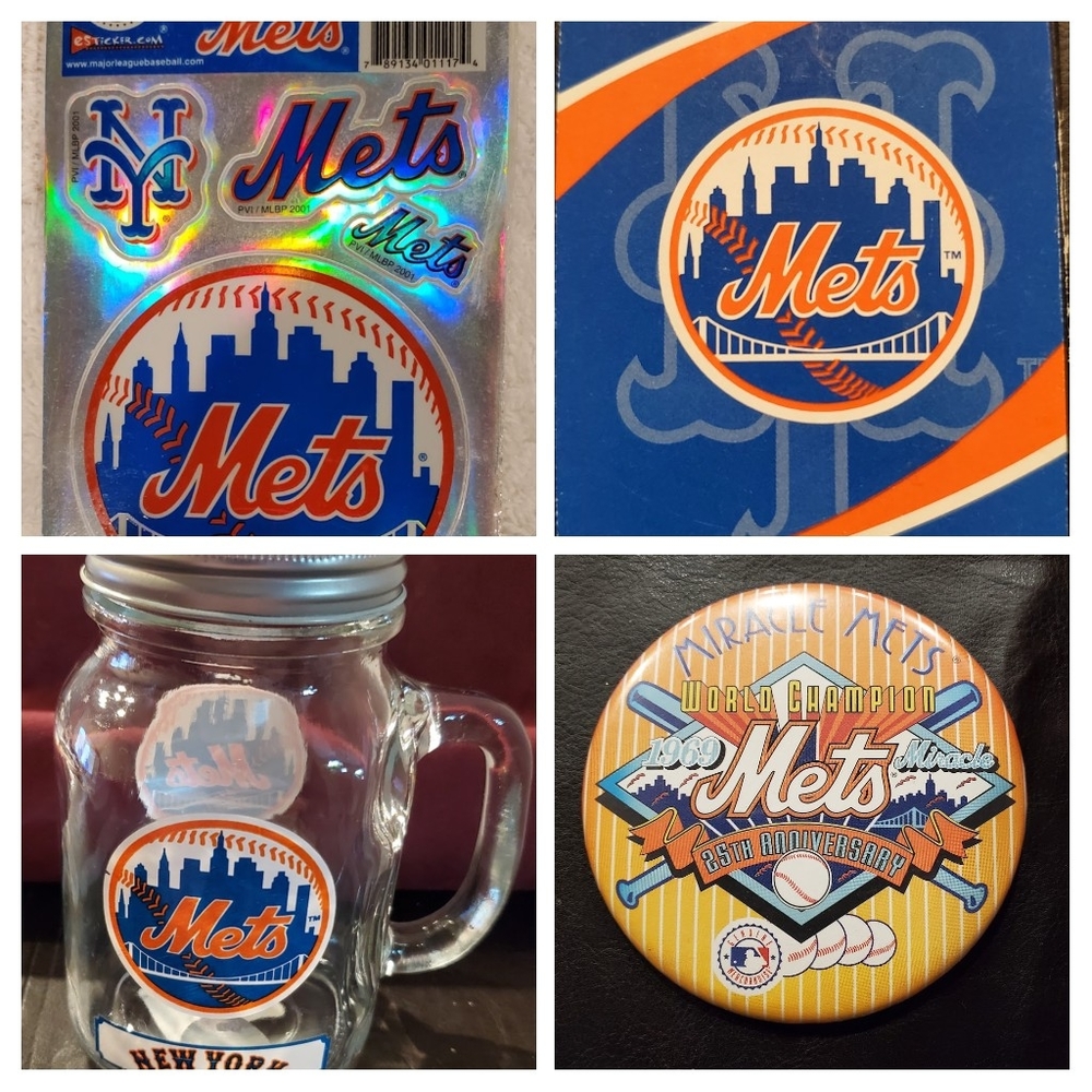 Glass MLB Mason Jar New York Mets & assorted memorabilia